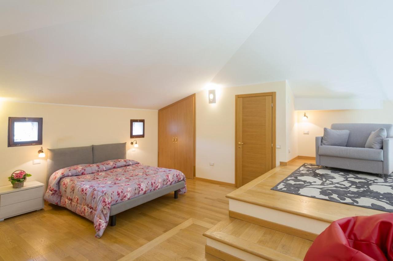 Cà Del Moro Resort Pontremoli Esterno foto