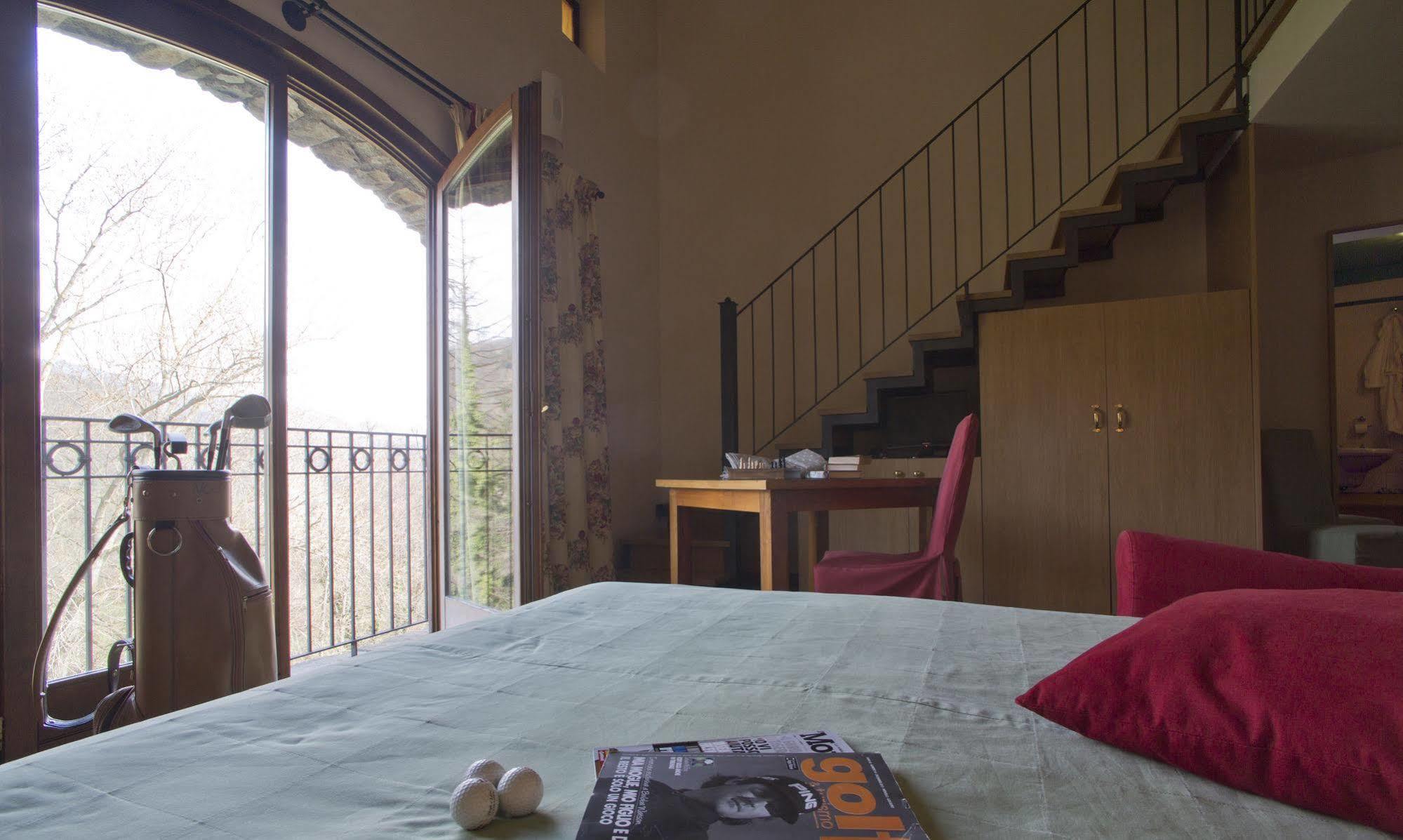 Cà Del Moro Resort Pontremoli Esterno foto