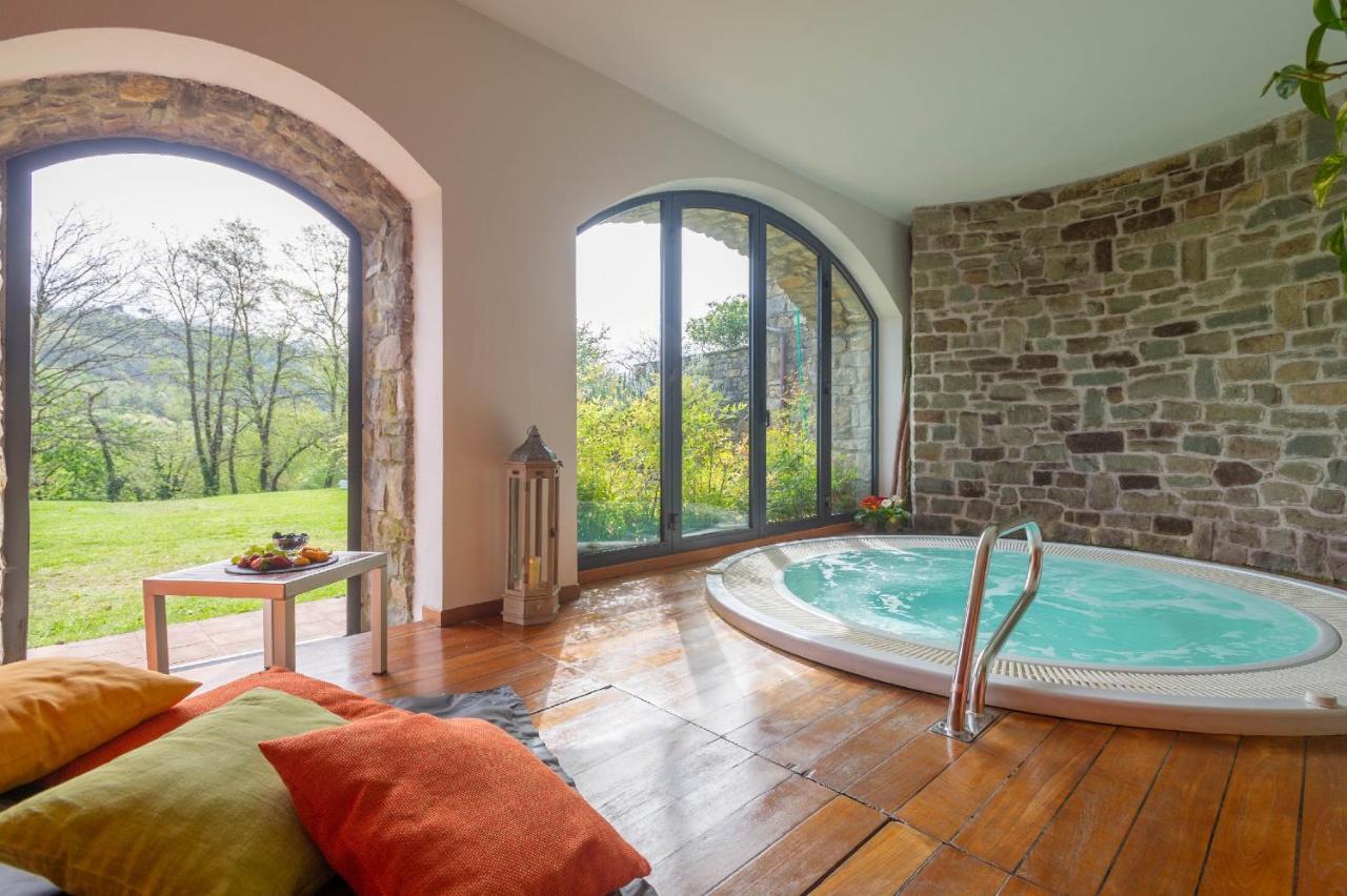 Cà Del Moro Resort Pontremoli Esterno foto