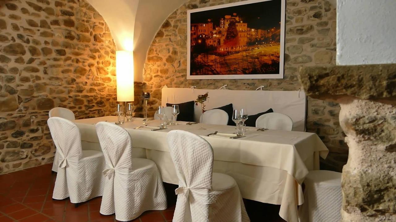 Cà Del Moro Resort Pontremoli Esterno foto